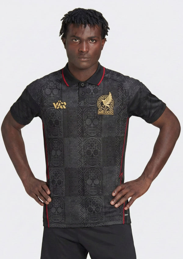 Varldens Día de los Muertos Heritage Jersey | Black & Gold Sugar Skull Design | Mexican Football Culture Shirt – Festival & Streetwear Edition