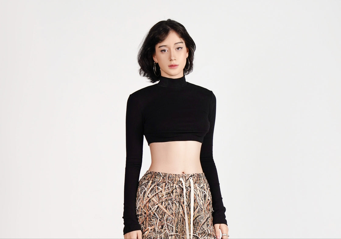 Black Long Sleeve Crop Top