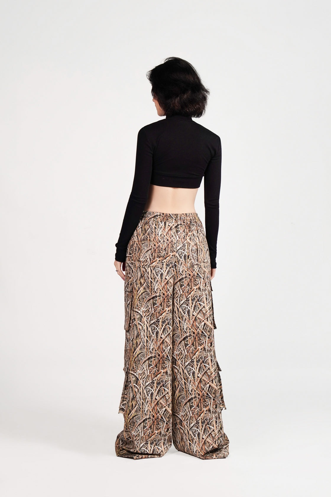 Black Long Sleeve Crop Top