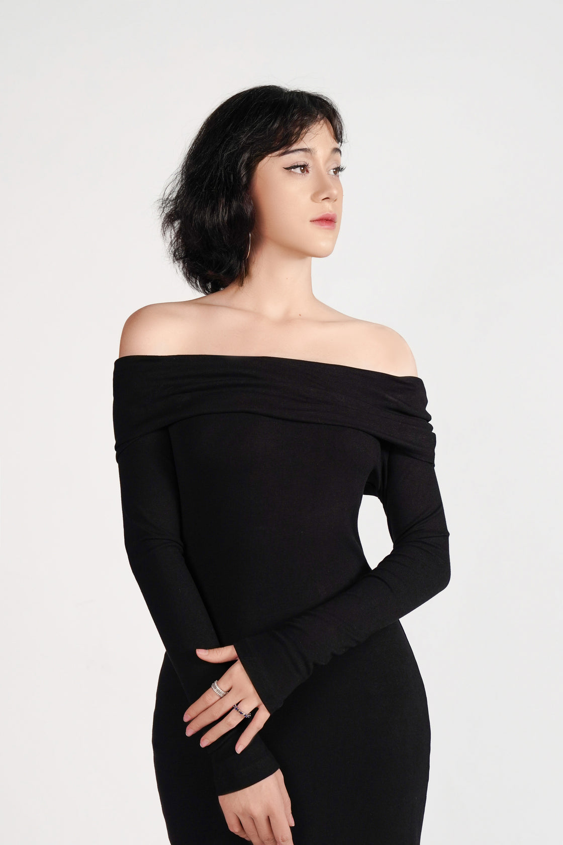 Elegant Off-Shoulder Black Maxi Dress