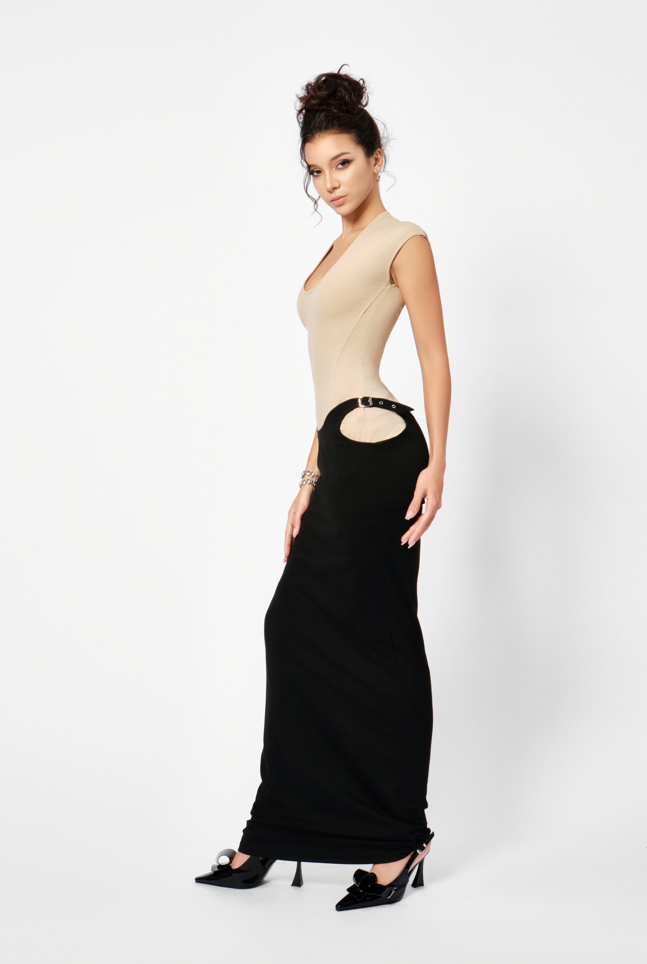 Cut-out Maxi Skirt